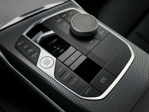 Used 2025 BMW 330i Sedan w/ Parking Assistance Package image 14