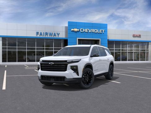 New 2026 Chevrolet Traverse LT w/ Enhanced Driving Package FWD image 8