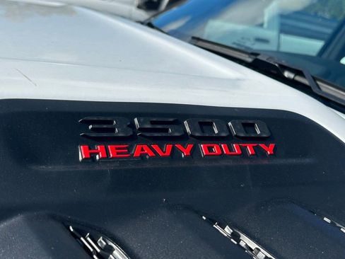 New 2025 RAM 3500 Limited image 21