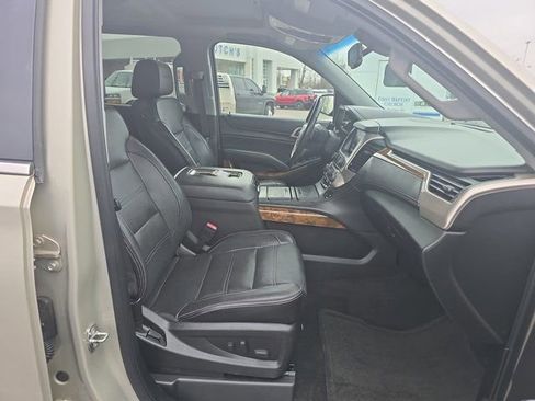 Used 2016 GMC Yukon Denali w/ Open Road Package AWD/4WD image 23
