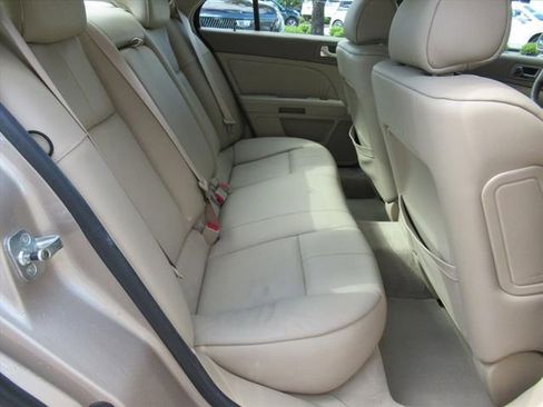 Used 2006 Cadillac STS w/ Preferred Equipment Group RWD image 29