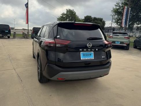 Used 2023 Nissan Rogue SV FWD image 7