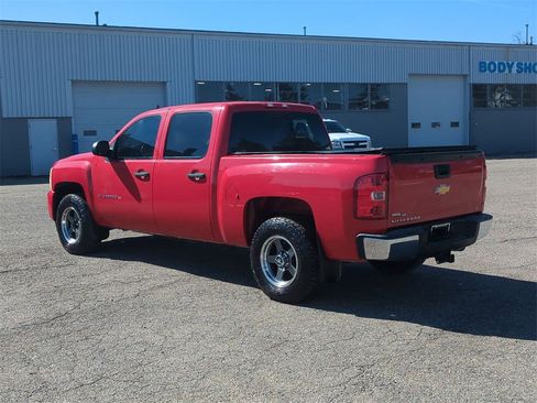 Used 2011 Chevrolet Silverado 1500 LT w/ Interior Plus Package image 6