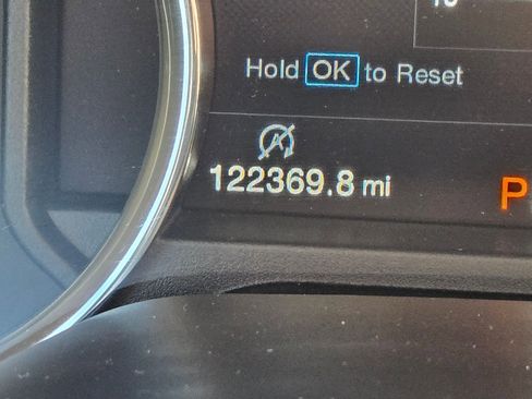 Used 2018 Ford F150 Lariat w/ Equipment Group 502A Luxury image 20