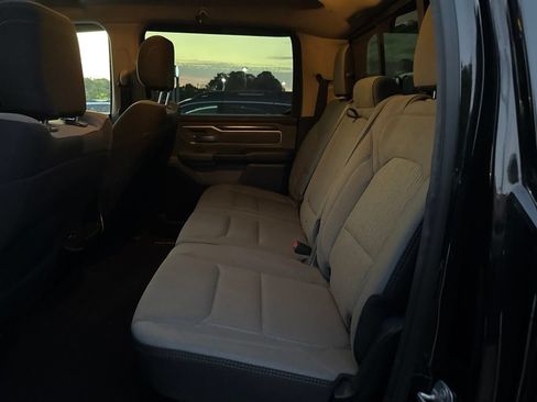 Used 2020 RAM 1500 Big Horn AWD/4WD image 9