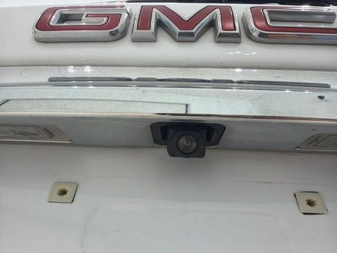 Used 2022 GMC Terrain SLE w/ Driver Convenience Package AWD/4WD image 6