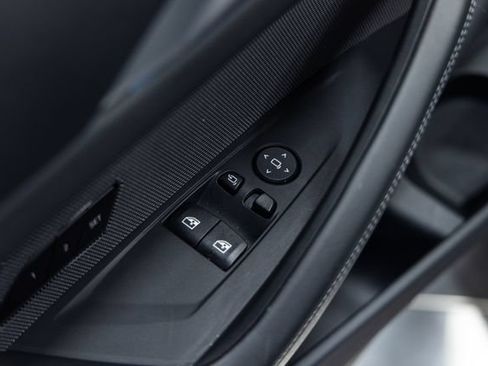 Used 2024 BMW M4 xDrive Competition AWD/4WD image 12