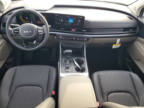 New 2026 Kia Carnival image 25