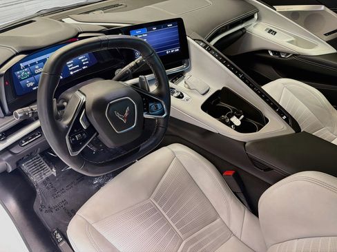 Used 2021 Chevrolet Corvette Stingray Preferred Cpe w/ Z51 Performance Package RWD image 7