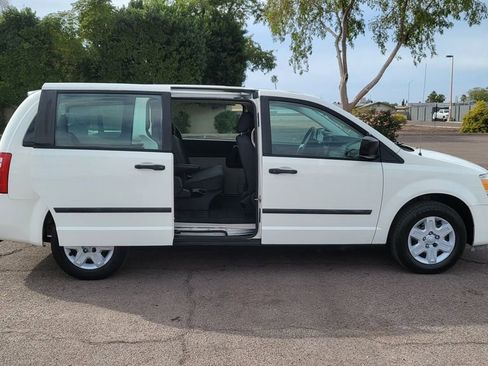 Used 2008 Dodge Grand Caravan SE image 21