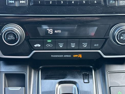 Used 2018 Honda CR-V LX image 20