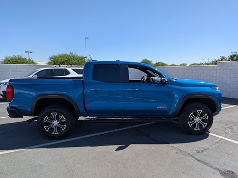 Used 2023 GMC Canyon AT4 AWD/4WD image 4
