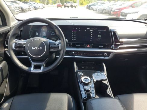Used 2024 Kia Sportage EX AWD/4WD image 14