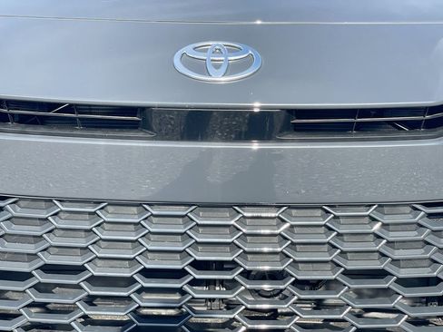 Used 2026 Toyota Camry XSE FWD image 19