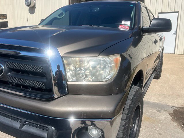 Used 2013 Toyota Tundra 4x4 CrewMax w/ Tow Pkg image 10