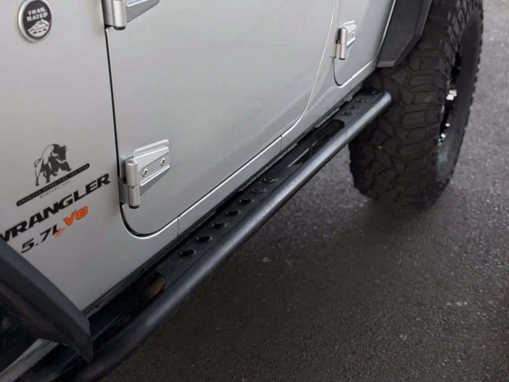 Used 2011 Jeep Wrangler Unlimited Rubicon w/ Dual Top Group AWD/4WD image 22
