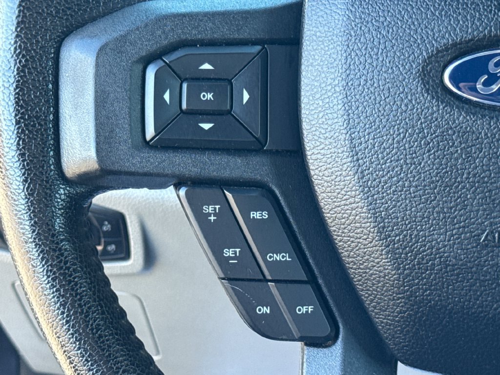 Used 2015 Ford F150 XLT w/ Equipment Group 302A Luxury AWD/4WD image 36