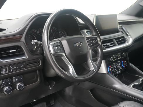 Used 2021 Chevrolet Suburban Z71 AWD/4WD image 10
