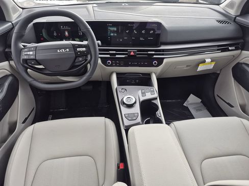 New 2026 Kia Sportage EX image 13