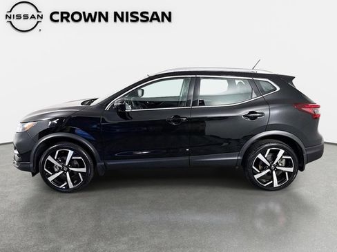 Certified 2022 Nissan Rogue Sport SL FWD image 9