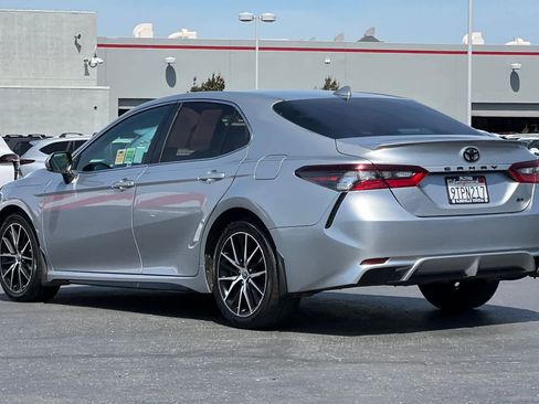 Certified 2021 Toyota Camry SE w/ Convenience Package FWD image 7