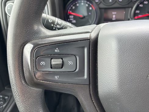 Used 2020 Chevrolet Silverado 1500 Custom w/ Custom Value Package image 22