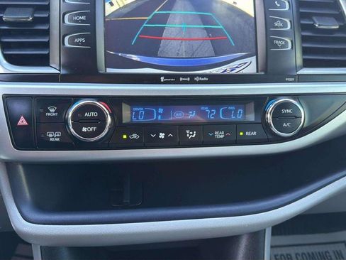 Used 2017 Toyota Highlander Plus image 26