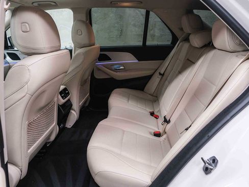 Certified 2024 Mercedes-Benz GLE 450e 4MATIC image 23