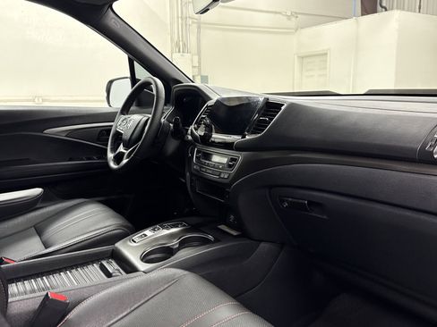 Used 2022 Honda Passport TrailSport image 33