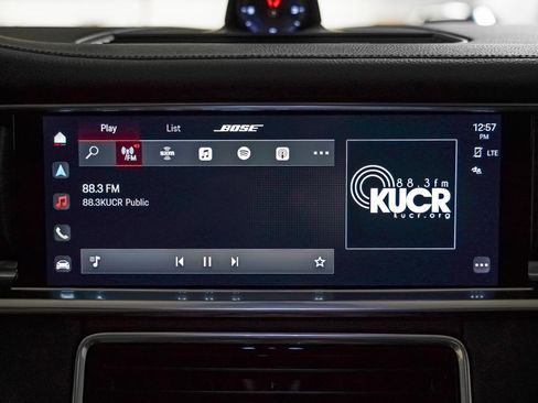 Certified 2023 Porsche Panamera image 22