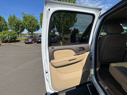 Used 2013 GMC Sierra 2500 Denali AWD/4WD image 10