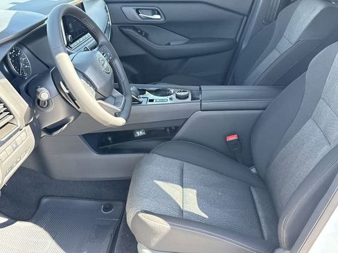 New 2026 Nissan Rogue SV AWD/4WD image 6