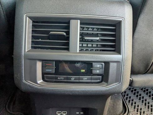 Used 2018 Volkswagen Atlas SEL image 15