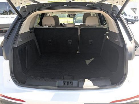 Used 2022 Lincoln Corsair FWD image 14