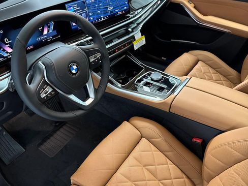 Used 2026 BMW X5 sDrive40i w/ Climate Comfort Package image 4