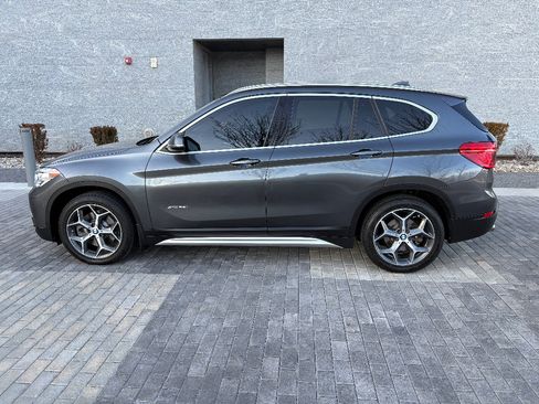 Used 2018 BMW X1 xDrive28i image 11