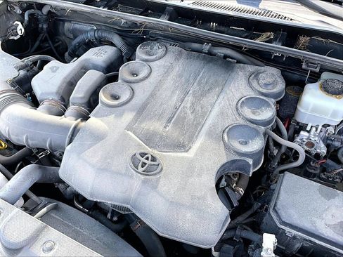 Used 2017 Toyota 4Runner SR5 Premium AWD/4WD image 34