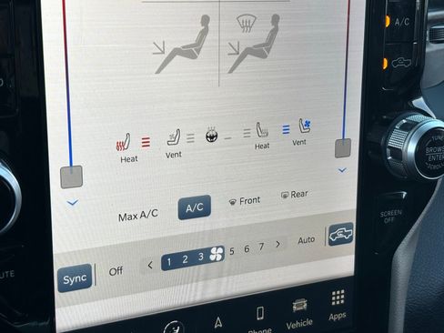 Used 2024 RAM 2500 Laramie image 7