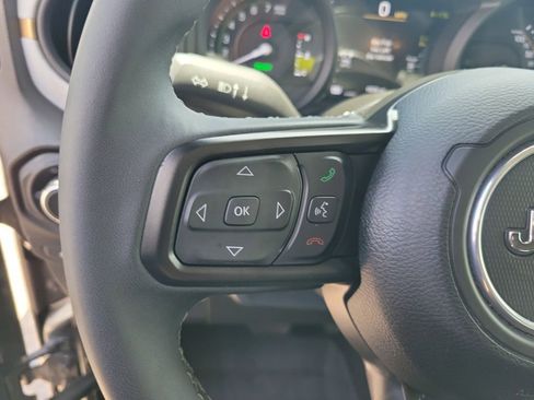 Used 2025 Jeep Wrangler Unlimited Sport S 4xe AWD/4WD image 21