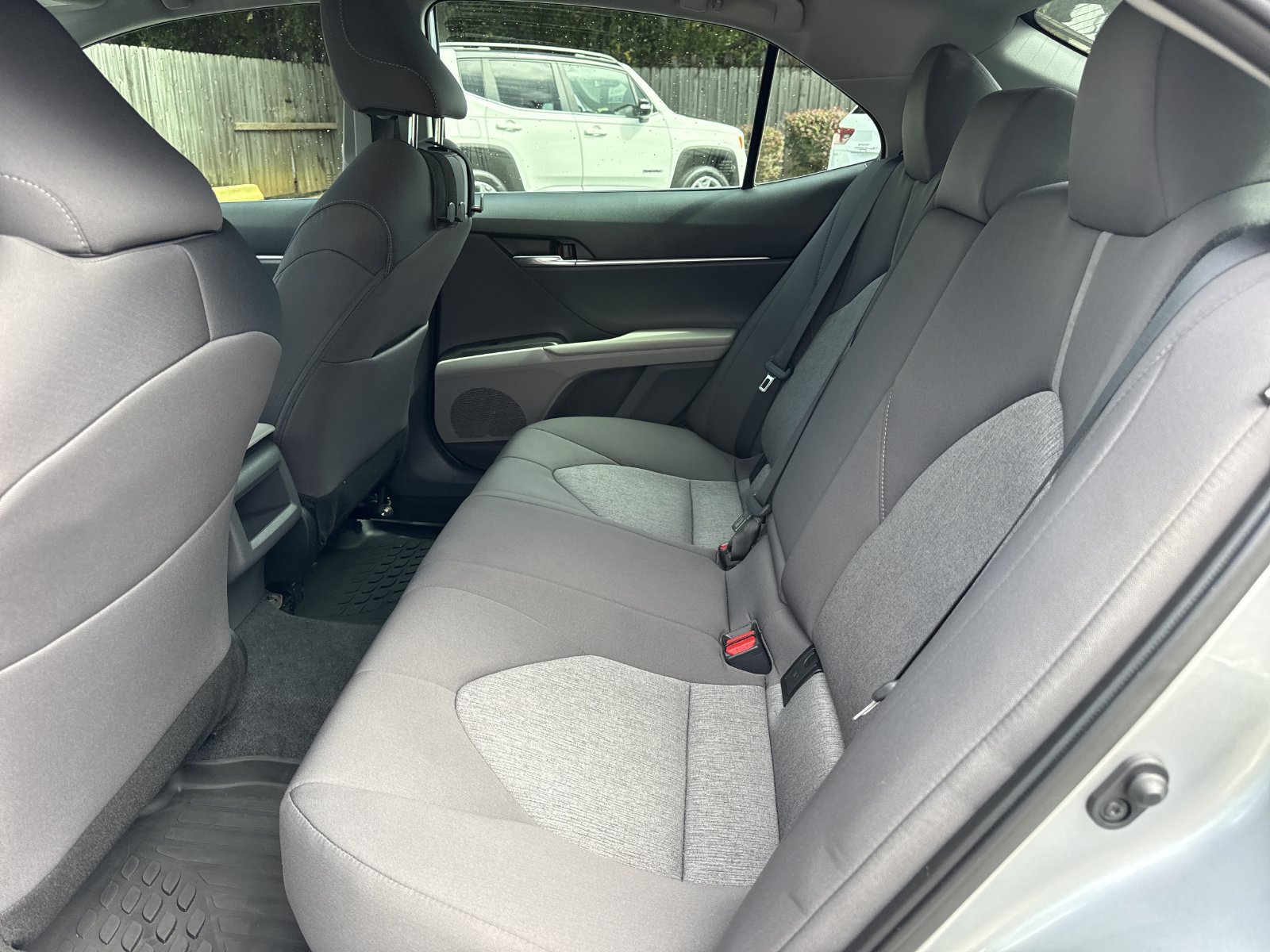 Used 2024 Toyota Camry LE w/ Convenience Package FWD image 10