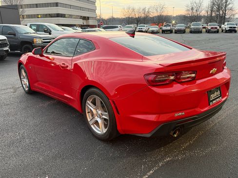 Used 2023 Chevrolet Camaro LT w/ Technology Package image 3
