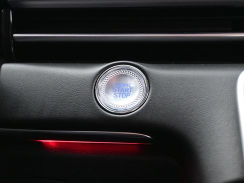 Certified 2025 Genesis GV80 2.5T Advanced image 26