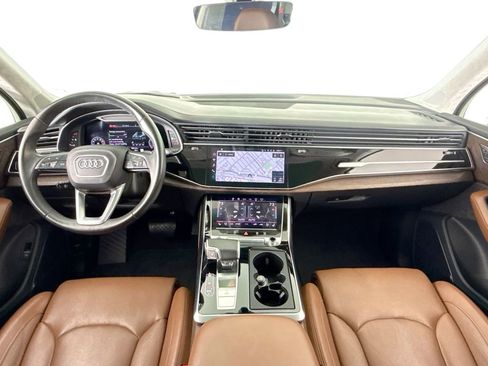 Used 2021 Audi Q7 3.0T Prestige image 9