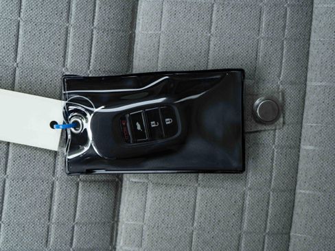 Used 2026 Honda HR-V LX image 43