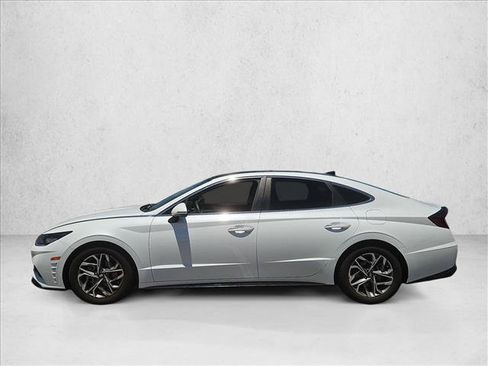 Used 2021 Hyundai Sonata SEL w/ Convenience Package FWD image 8