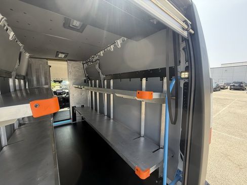 Used 2024 RAM ProMaster 3500 w/ Delivery Van Package image 15