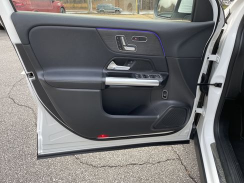 Certified 2023 Mercedes-Benz GLA 250 4MATIC image 16