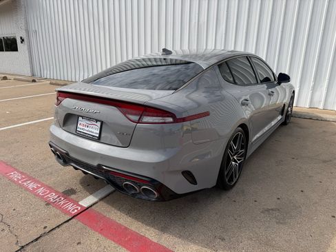 Used 2022 Kia Stinger GT1 RWD image 7