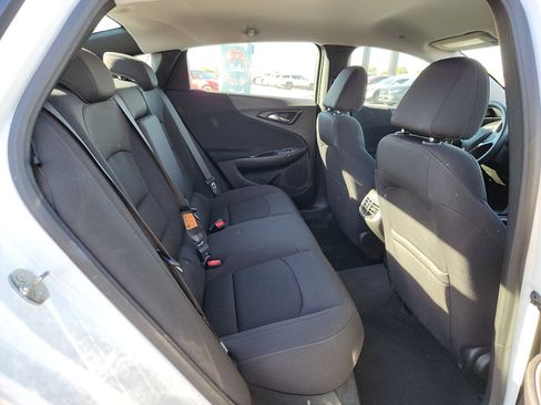 Used 2023 Chevrolet Malibu LT image 14