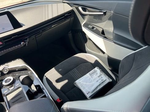 Certified 2023 Kia EV6 GT-Line w/ GT-Line Suede Seat Package RWD image 15